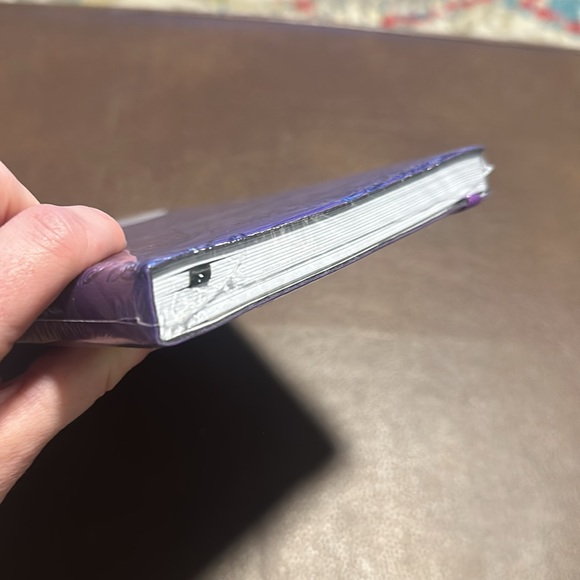 2024 Commit30 goal planner (Sunday start) - Unopened - Picture 3 of 3